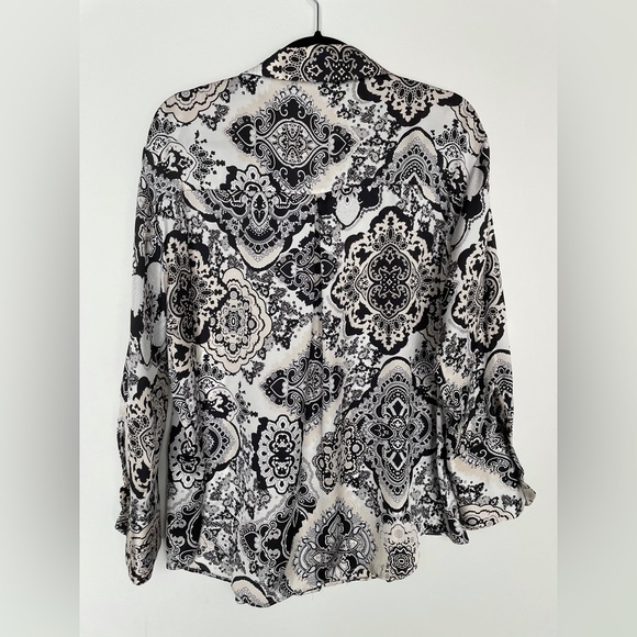 NWOT Zara buttoned down long sleeve loose shirt with cream black baroque print - Picture 3 of 7
